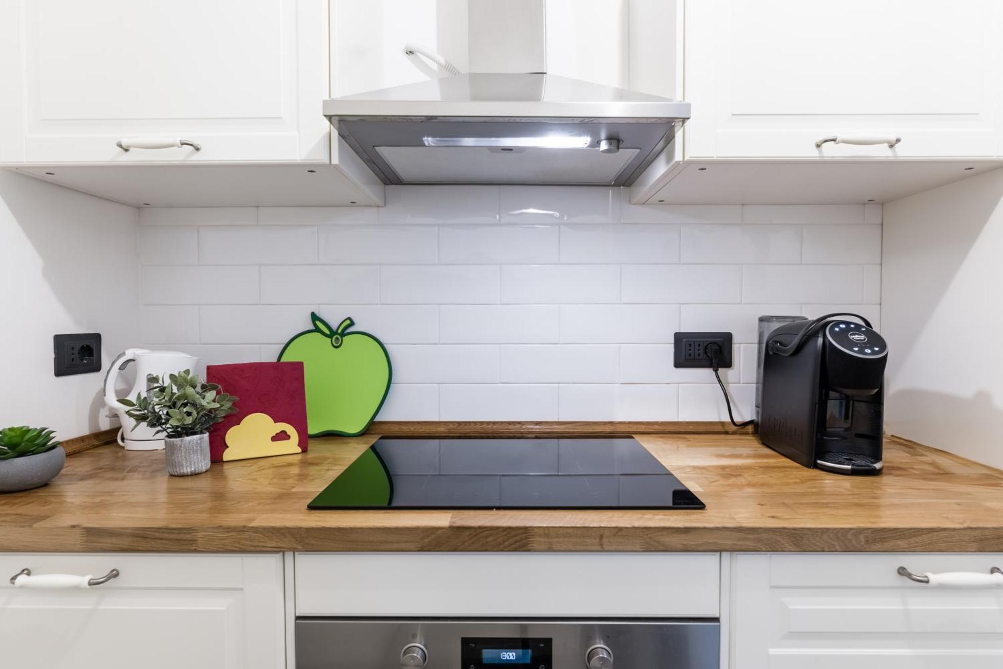 Acquario 5 Minuti, 1Br , Free A-C, Wifi & Netflix "City Center" By Tilo Genoa Exterior photo